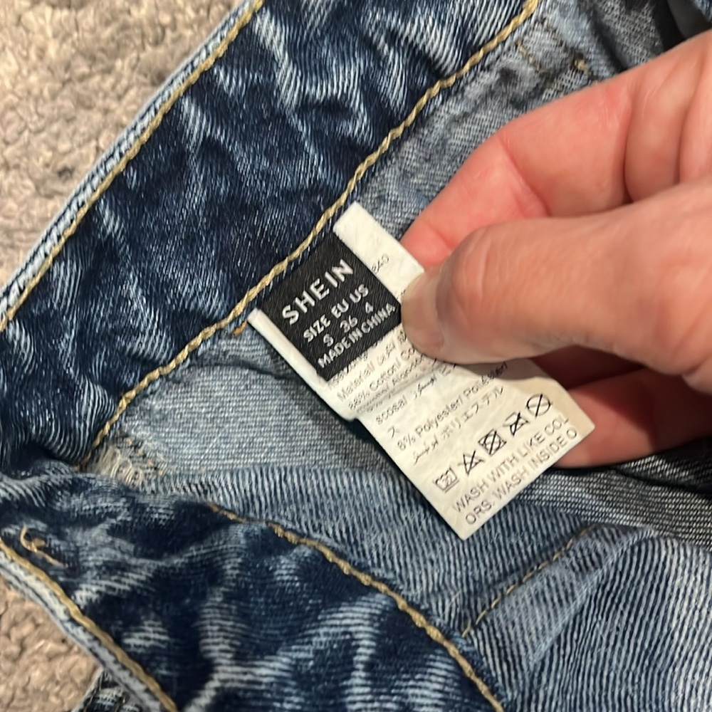 SHEIN | EUC Denim Cargo Jeans Size S/US 4 - Picture 6 of 10